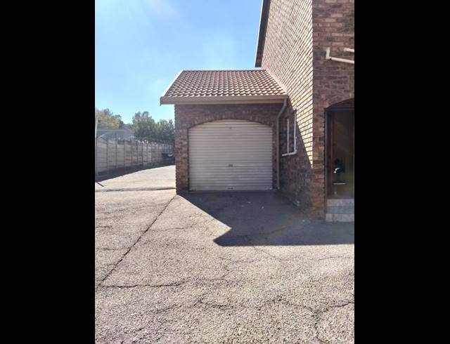 3 BEDROOM DUPLEX FOR SALE IN BIRCHLEIGH NORTH